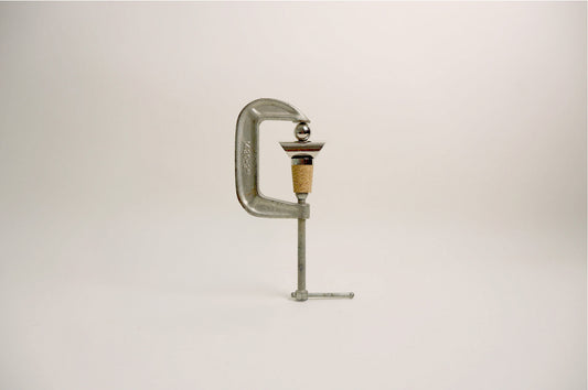 Forma Bottle Stopper
