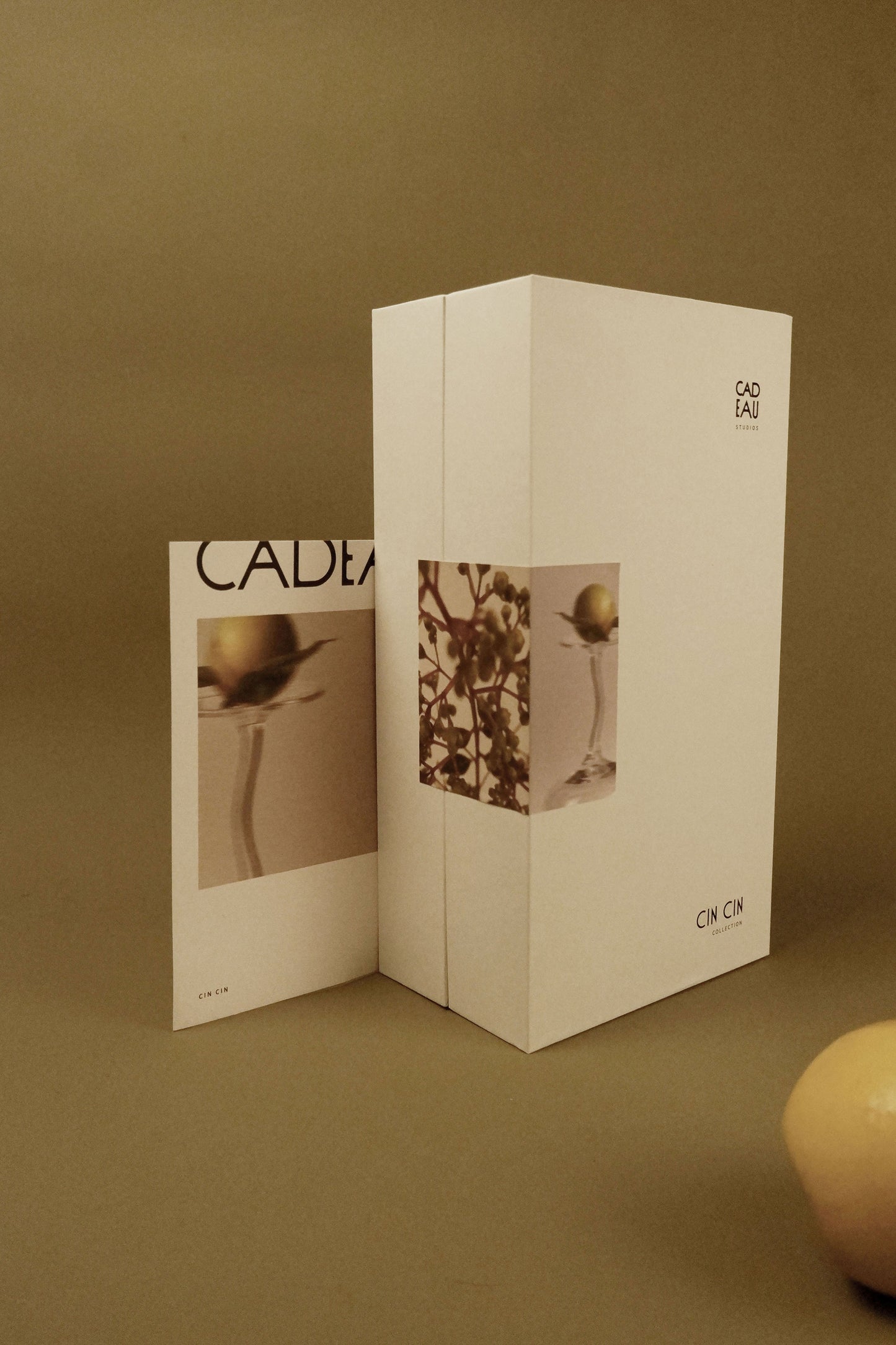 White Cin Cin glass gift box 