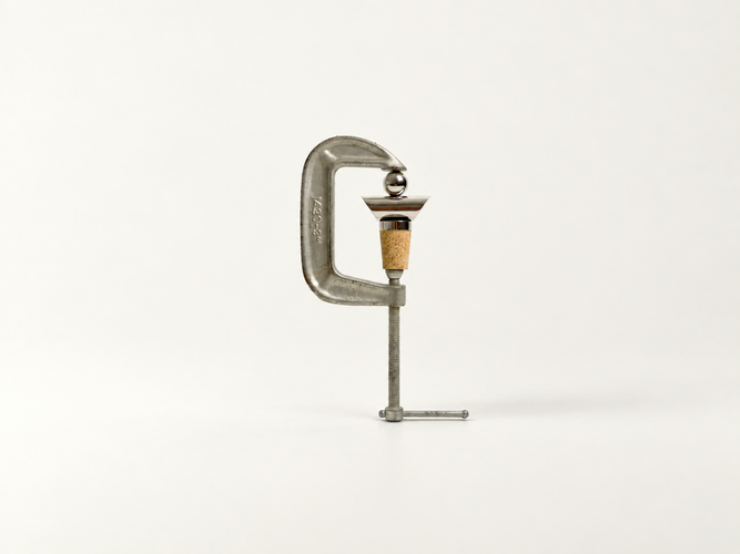 Forma Bottle Stopper