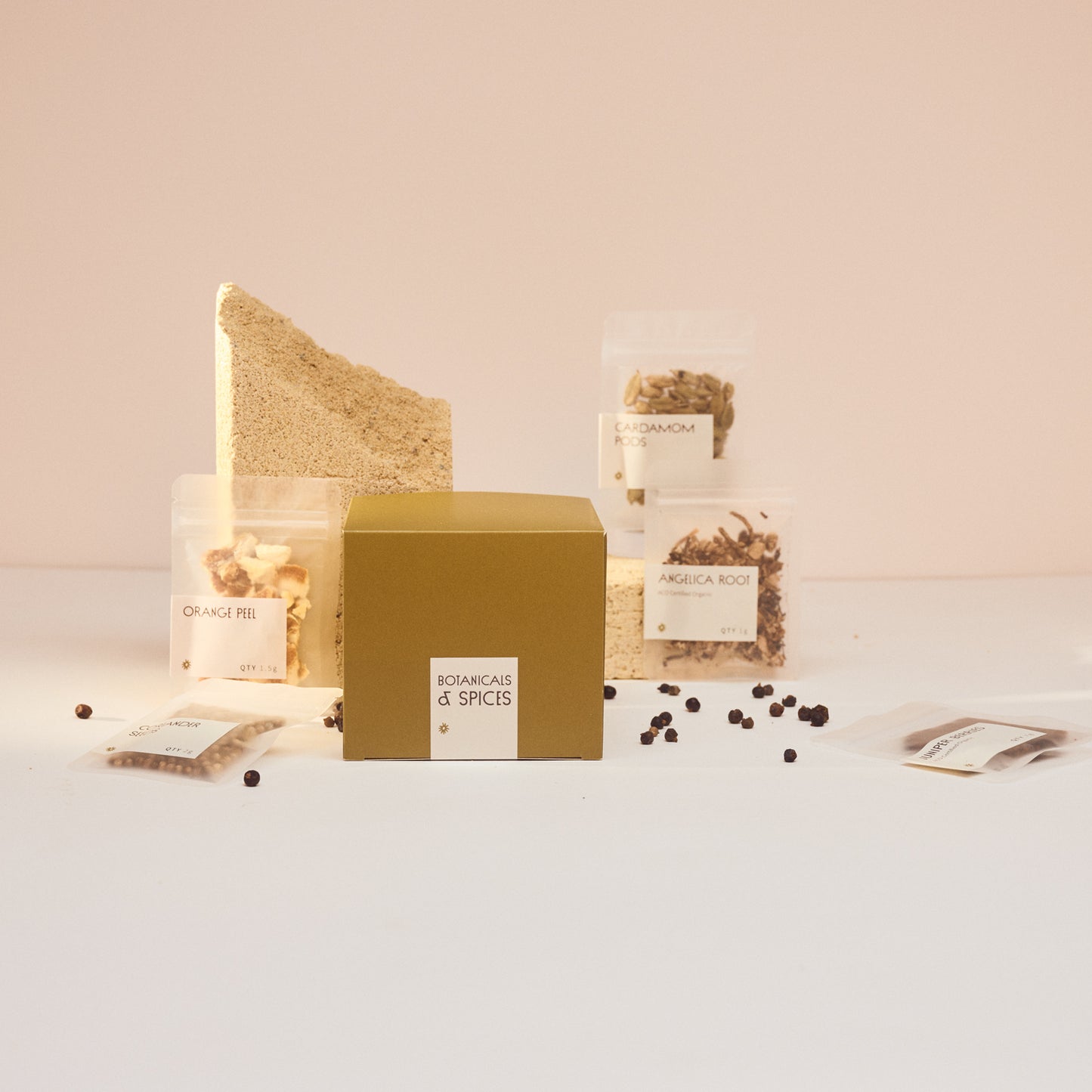 Gin spices included in box